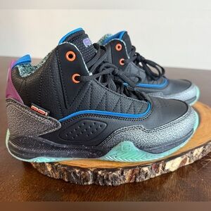 New AND1 Kids Black and Blue Sneakers size 4 Boys or Girls